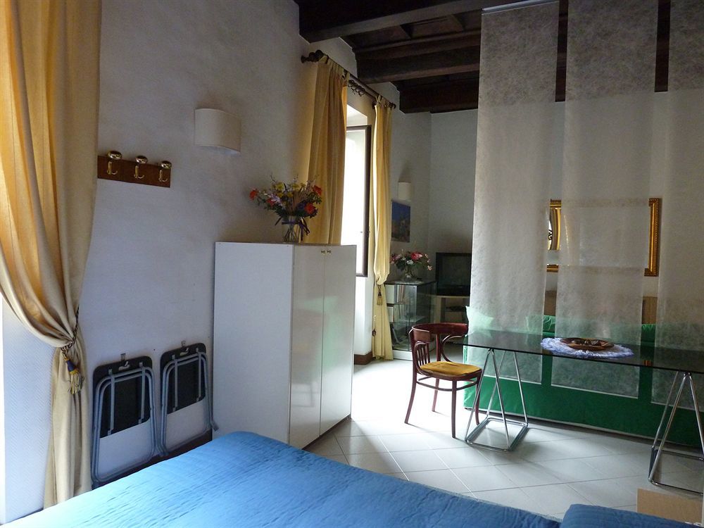 Bb Santa Rosa Bed & Breakfast Viterbo Eksteriør bilde