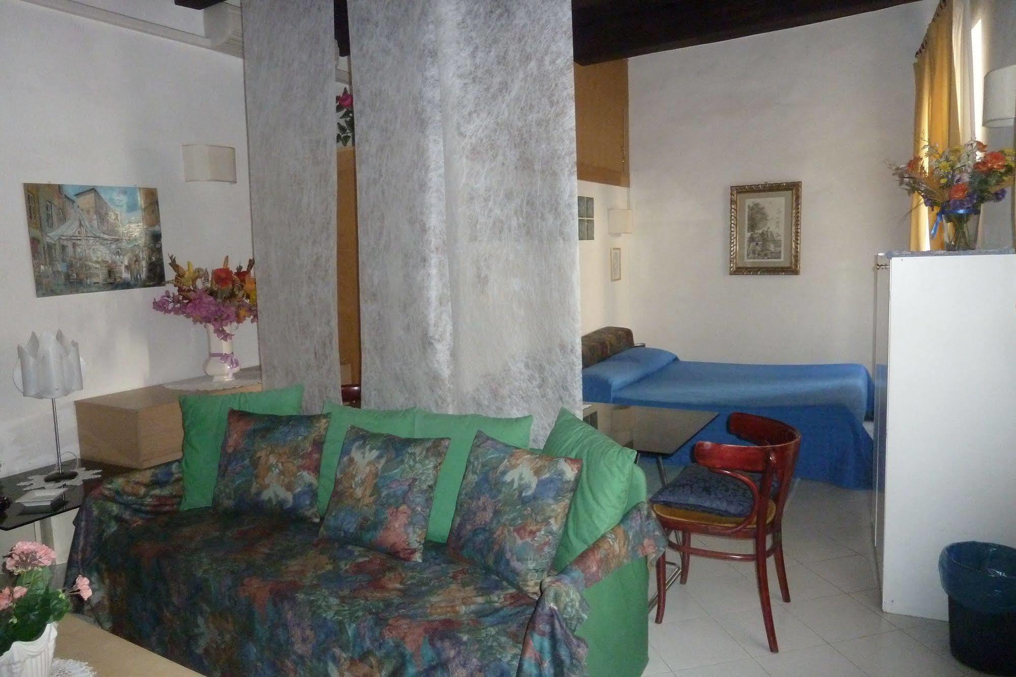 Bb Santa Rosa Bed & Breakfast Viterbo Eksteriør bilde